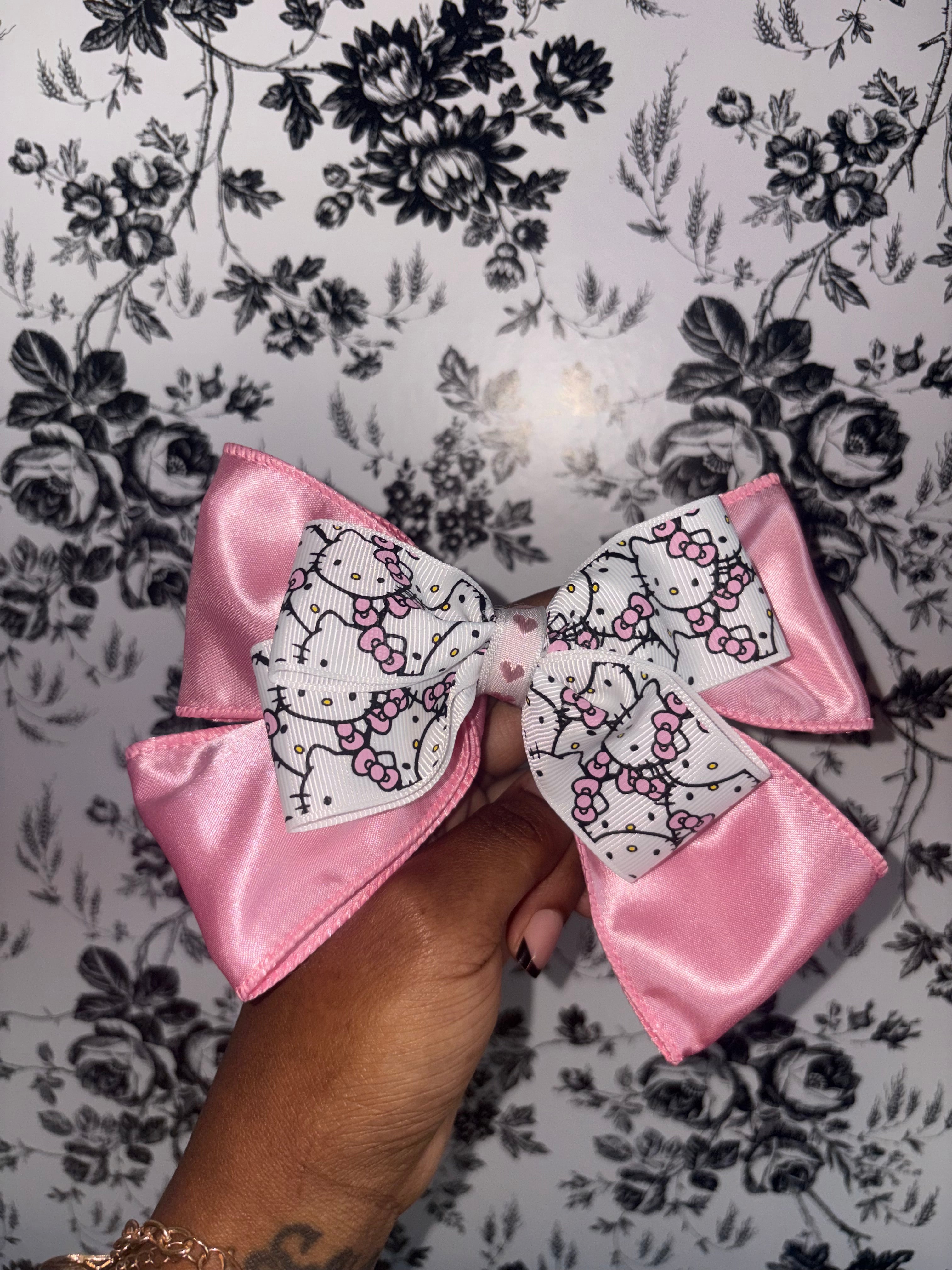 Hello Kitty Bow